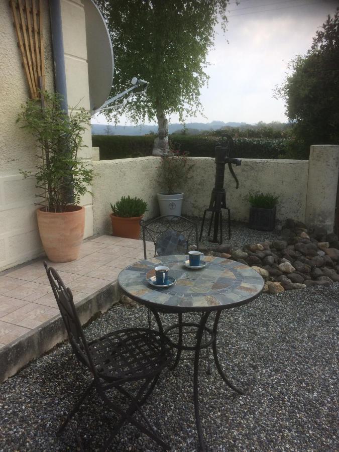 Michouat Chambre D'Hotes Vidou Exterior photo